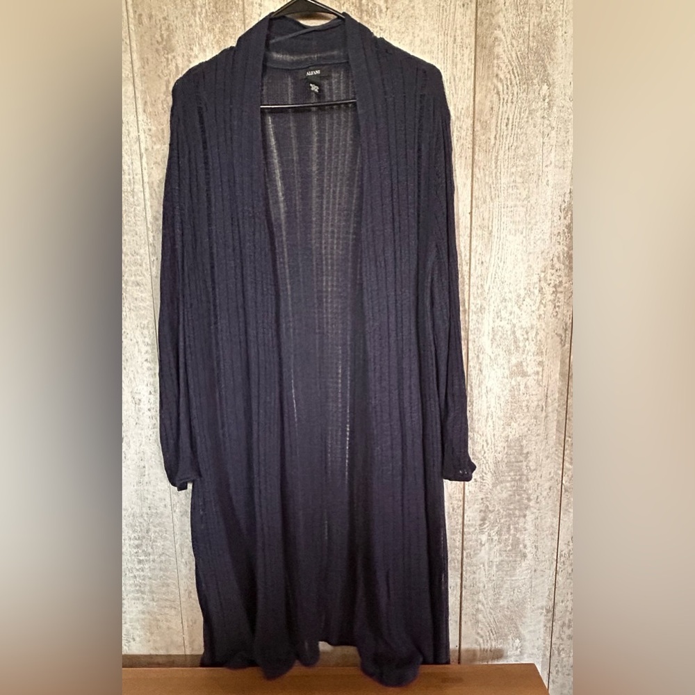 Alfani linen blend duster length navy sweater.